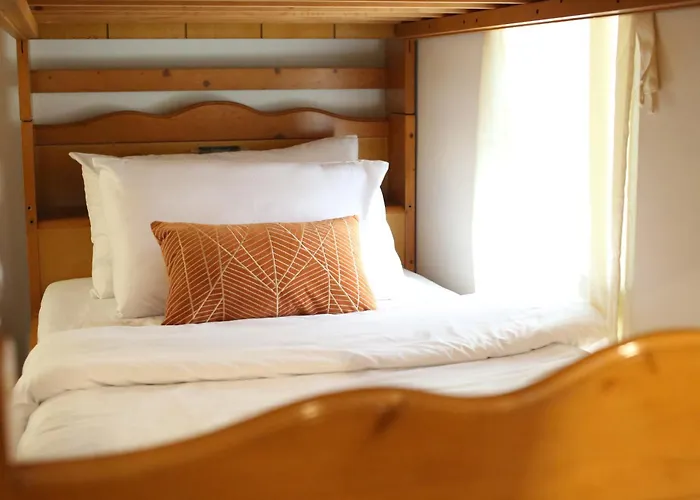 Storystays Pod - Entire Unit At The Heart Of 3* Cebu